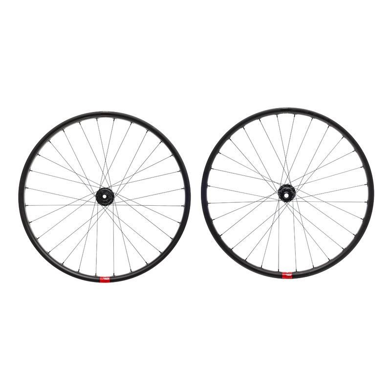 Santa Cruz Reserve 30 w/ i9 Hubs Carbon Tubeless 29″ Wheelset