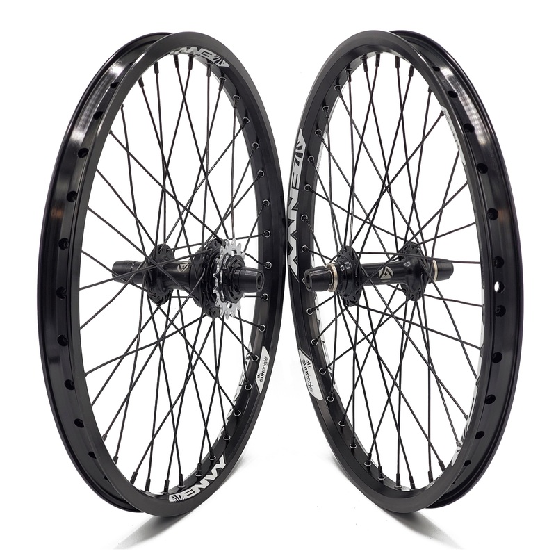 Black Ops MX3200 Hubs w/Sun Envy Rims Pro BMX Race Wheelset-28H-20×1.75″ Blue