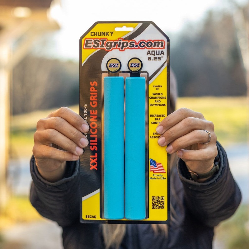 XXL 8.25″ Extra Long Grips Black Chunky – 32mm