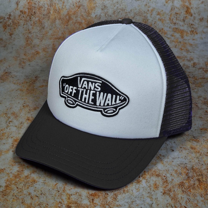 Vans Classic Patch Curved Bill Trucker Cap Black / White