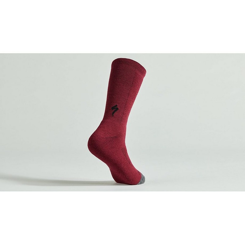 Specialized merino deep winter tall sock maroon m
